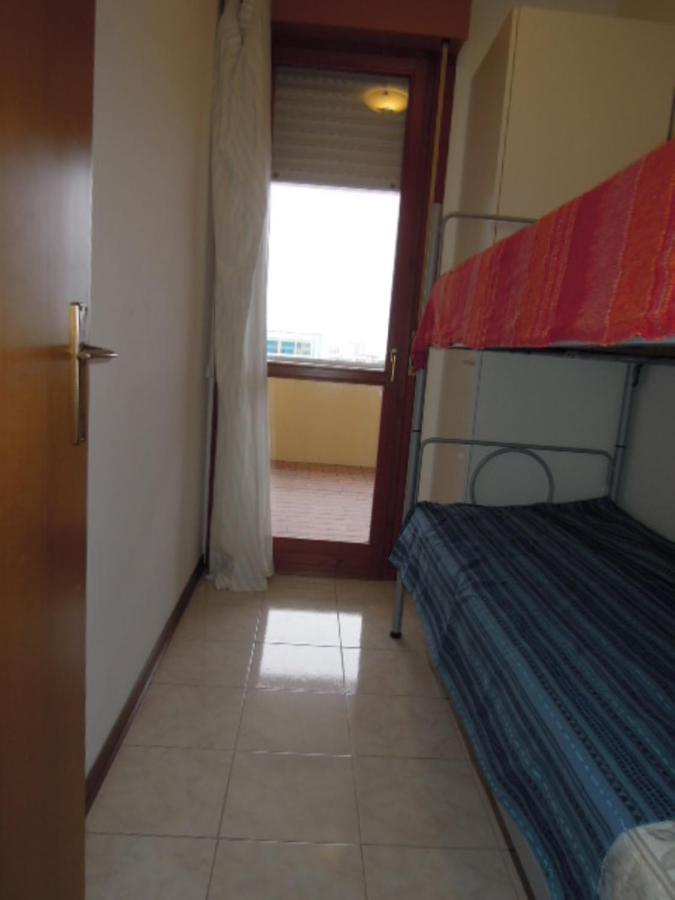 Cozy Two-bedroom In A Seafront Building Bibione